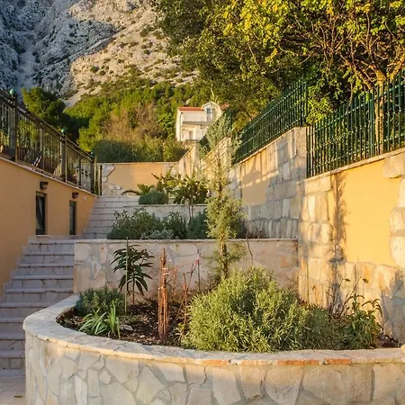 Villa Andro